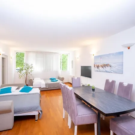 Summer Dream Apartment