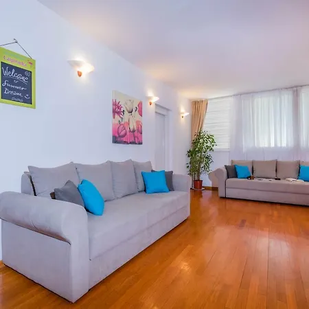 Summer Dream Apartment Split